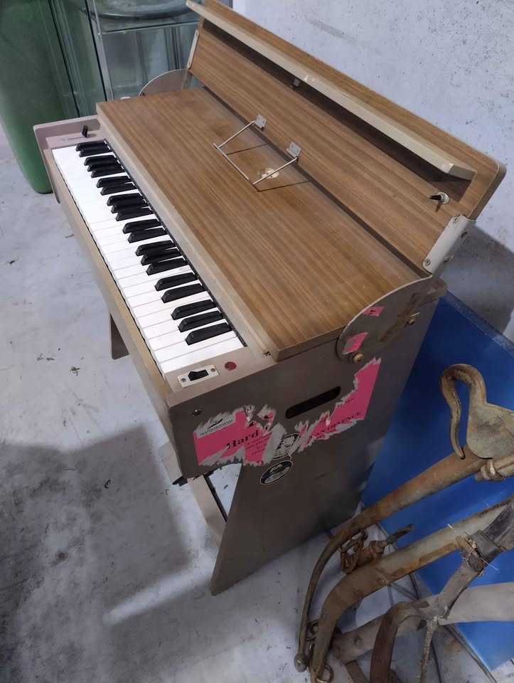 Rare Yamaha school desk reed organ
