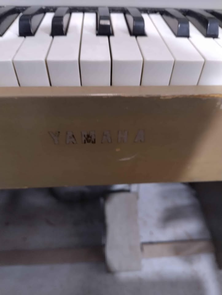 Rare Yamaha school desk reed organ