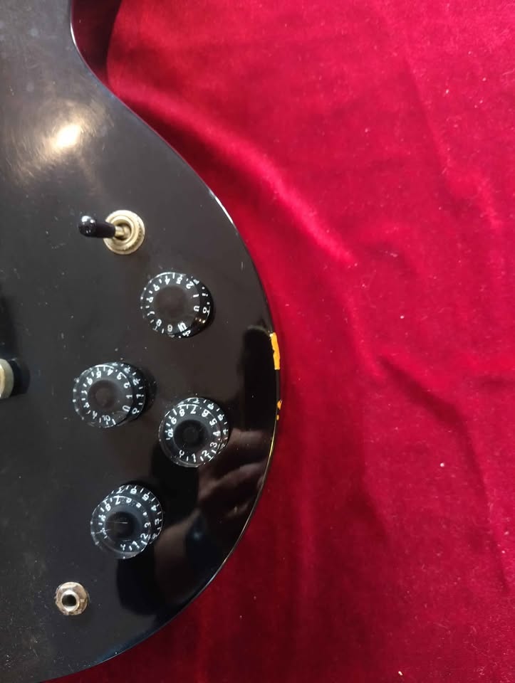 Burny LS 55 Made in Japan Top quality Guitar