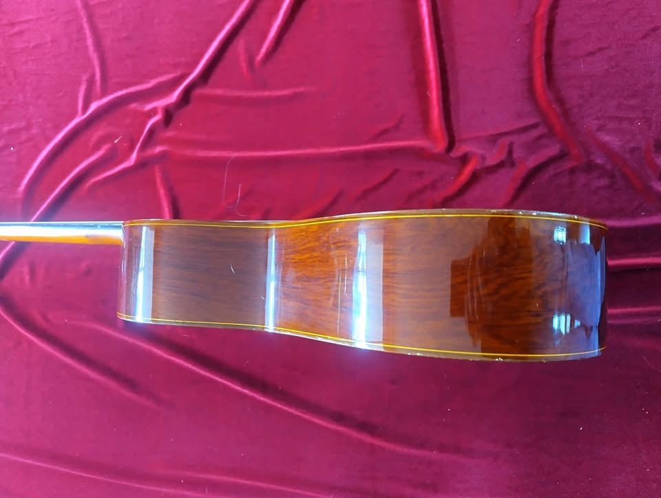K Yairi YC-100 classical guitar 1990 - Stunning