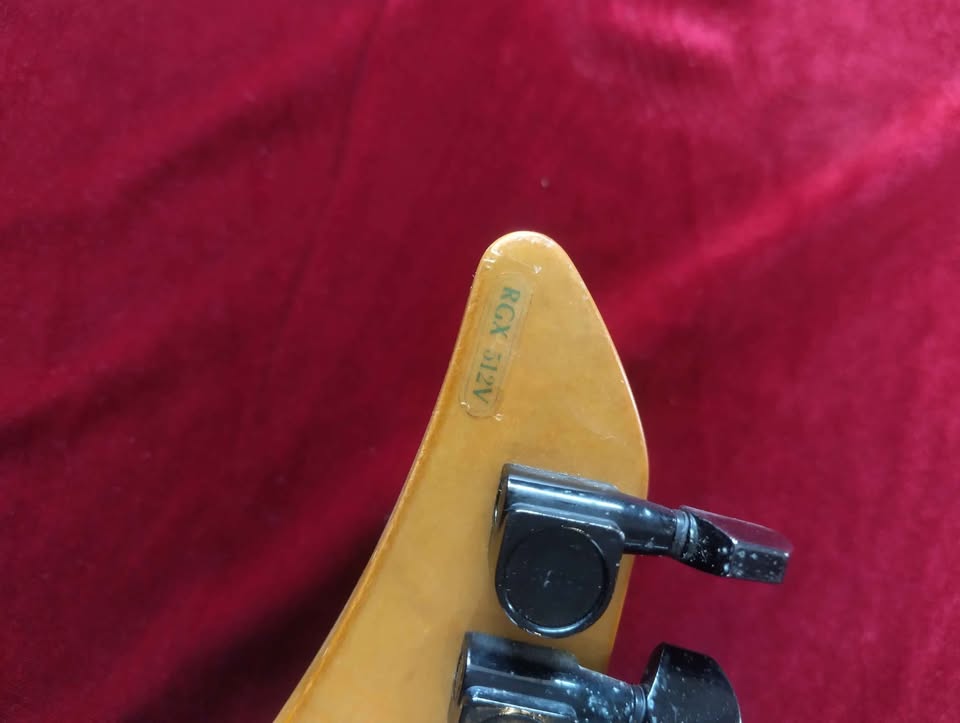 Yamaha RGX 512-V Electric Guitar