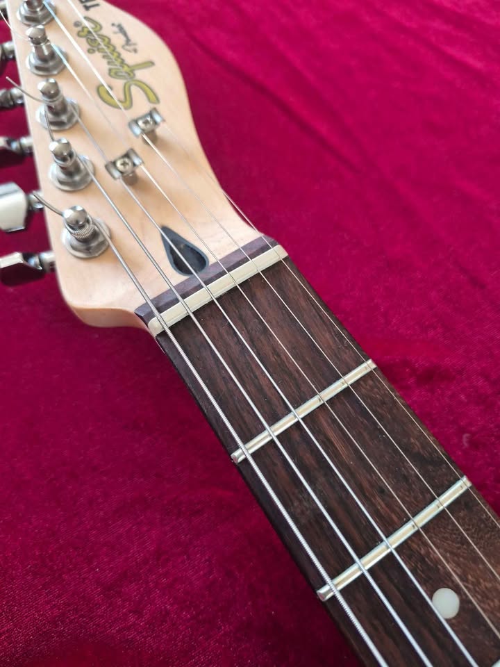 Fender Squier Telecaster w/ Seymour Duncan pickups