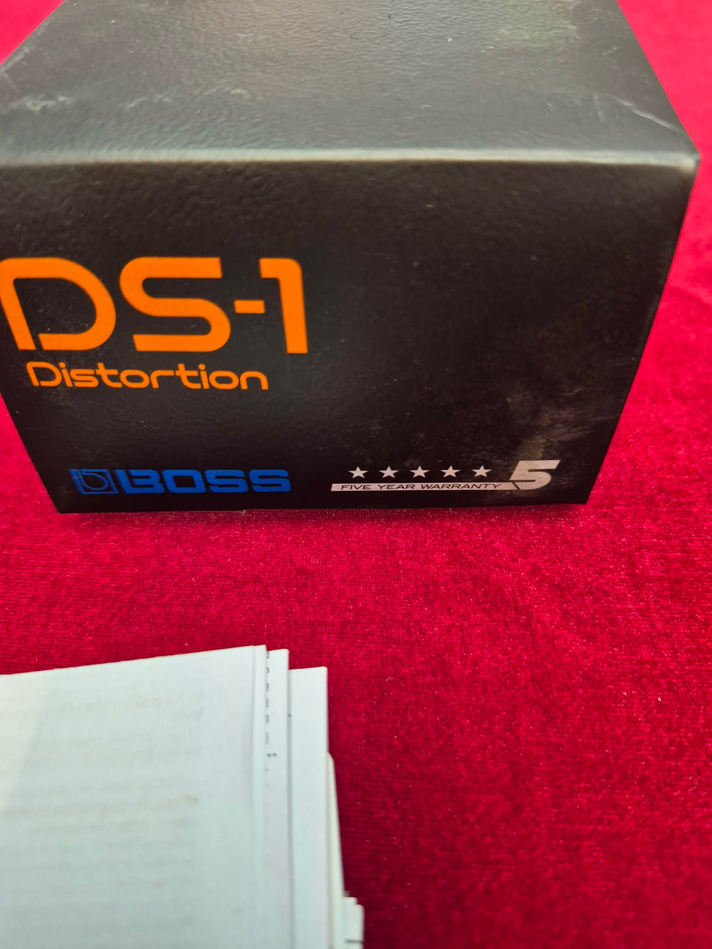 Boss Ds-1 Distortion Pedal with box